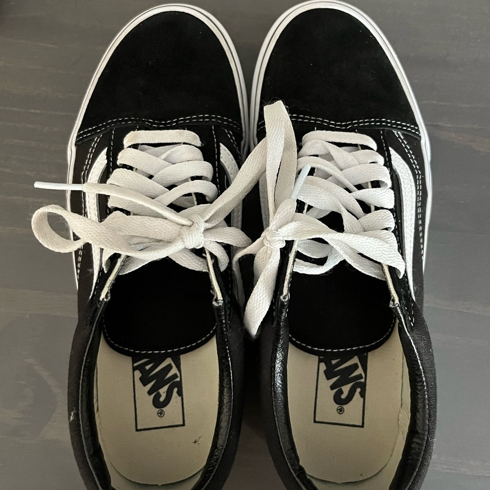 Womens classic lace up vans